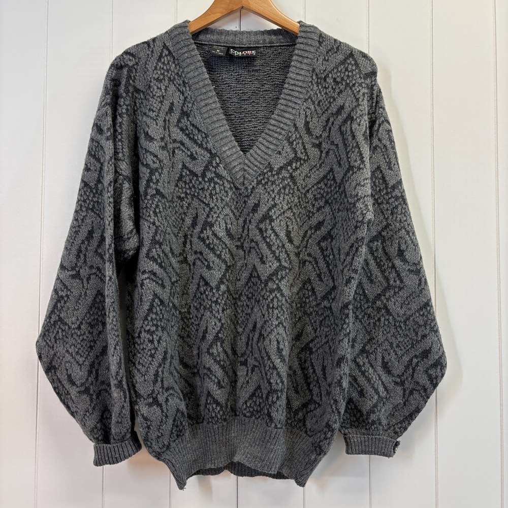 Vitnage Colore Italia Grandpacore V-Neck Sweater Men Size M Geometric Preppy